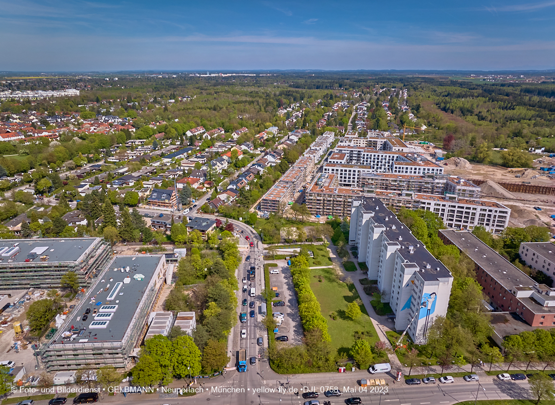 04.05.2023 - Luftbilder vom Alexisqaurtier und Pandion Verde in Neuperlach